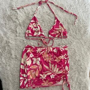 Pink tropical 2 piece swim wear